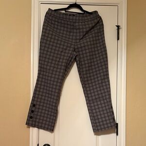 Gray Plaid Button-Detail Women’s Cropped Pants